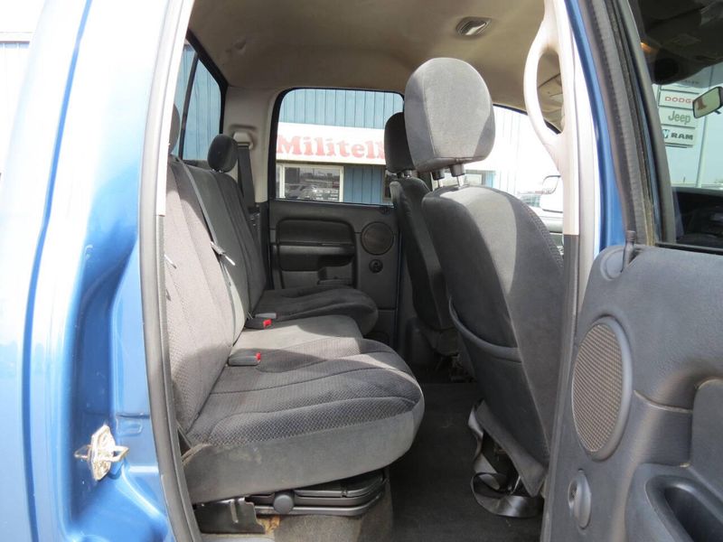 Used 2005 Dodge Ram 2500 SLT 4dr Quad Cab 4WD SBImage 8