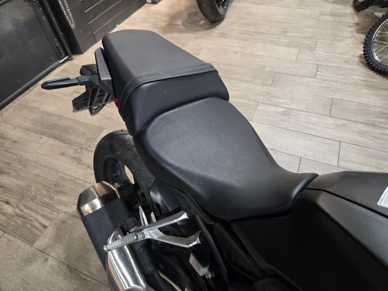 USED 2023 HONDA CB300R ABS Image 14