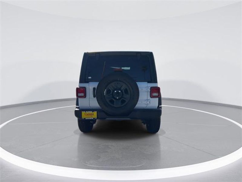 New 2026 Jeep Wrangler 4-door SportImage 7