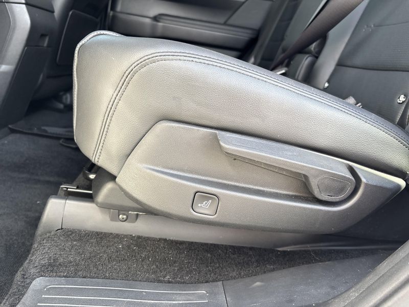 Used 2024 Hyundai Santa Fe LimitedImage 23