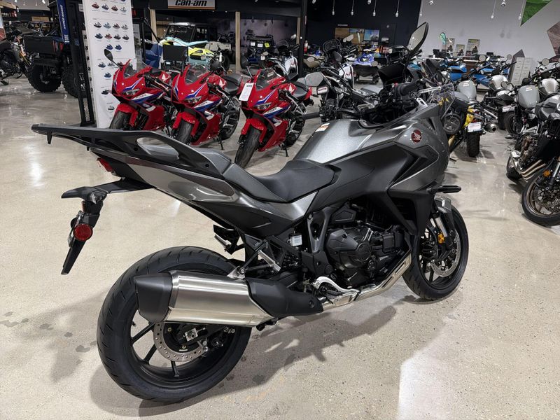 New 2026 Honda NT1100 DCT Image 17
