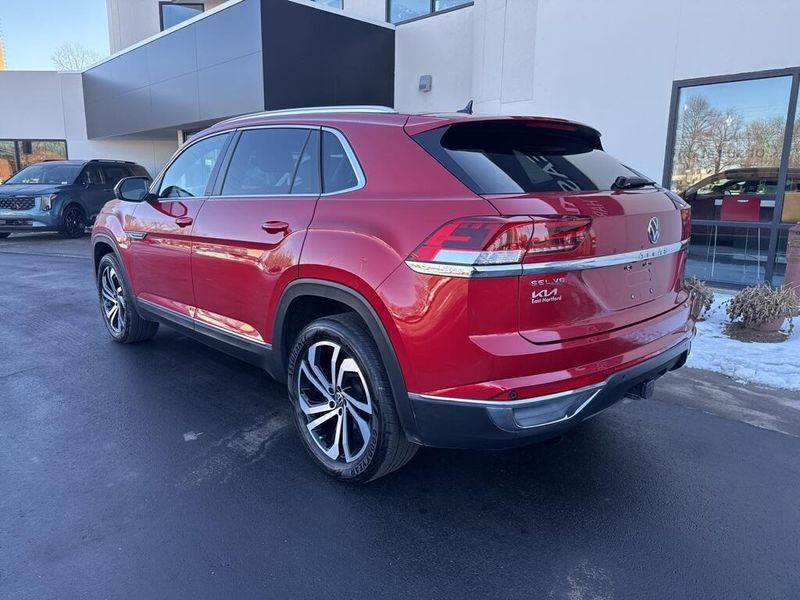 2023 Volkswagen Atlas Cross Sport 3.6L V6 SELImage 6