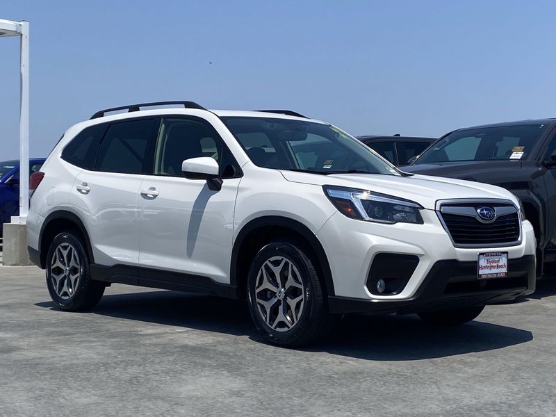 Used 2021 Subaru Forester PremiumImage 2