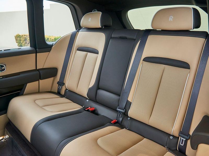 New 2027 Rolls-Royce Cullinan Image 19