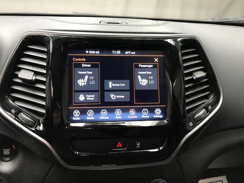 2022 Jeep Cherokee LimitedImage 8