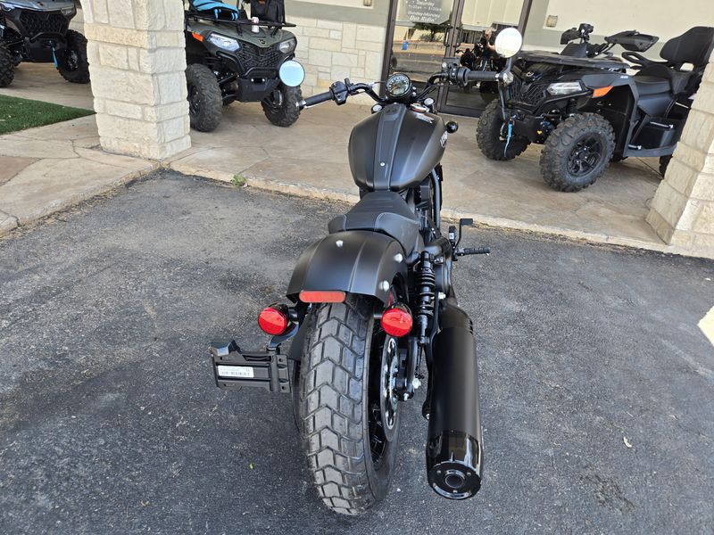 2025 Indian Motorcycle SCOUT BOBBER LIMITED BLACK SMOKE Image 7