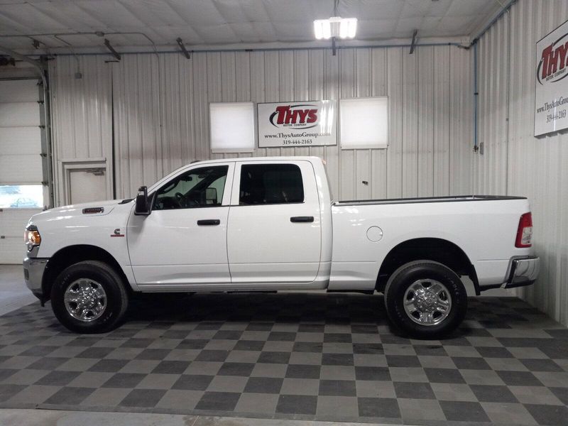 2024 RAM 3500 Tradesman Crew Cab 4x4 6