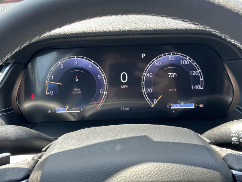 2024 Jeep Grand Cherokee L Altitude XImage 18