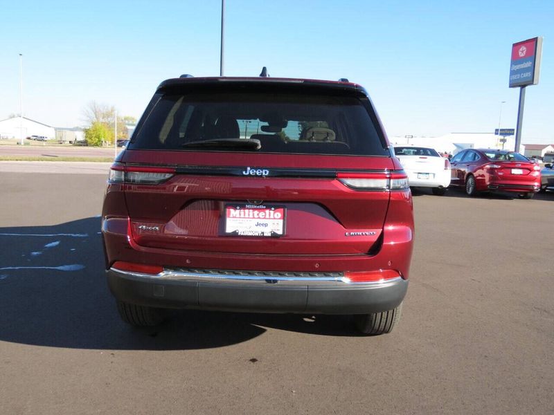 2022 Jeep Grand Cherokee Limited 4x4 4dr SUV (midyear release)Image 6