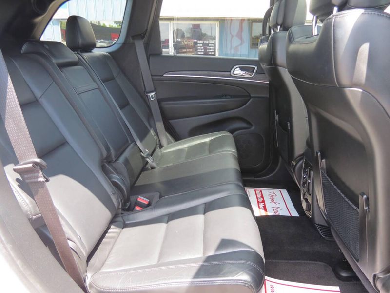 Used 2022 Jeep Grand Cherokee WK Limited 4x4 4dr SUVImage 23