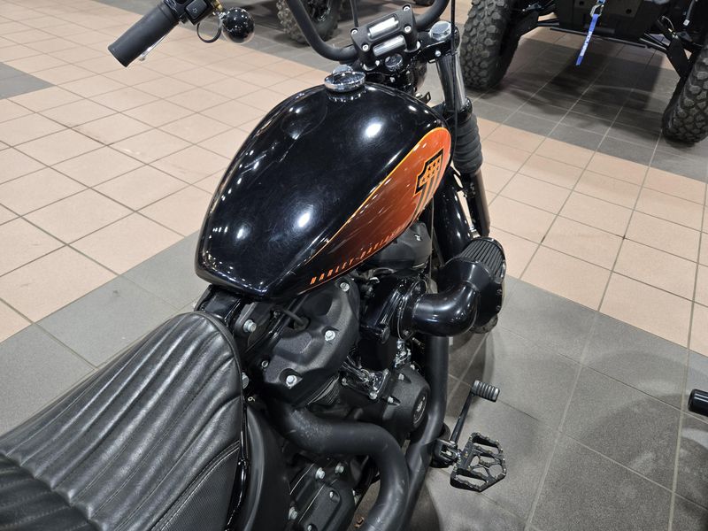 USED 2023 HARLEY FXBBS STREET BOB 114 Image 11