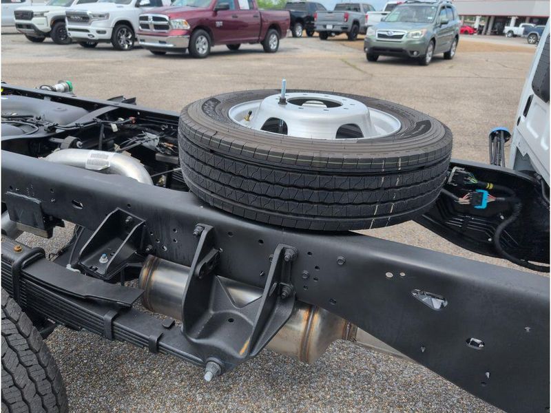 2025 RAM 4500 Tradesman Chassis Crew Cab 4x4 60