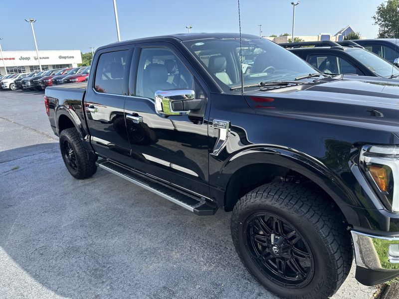 Used 2024 Ford F-150 LariatImage 4