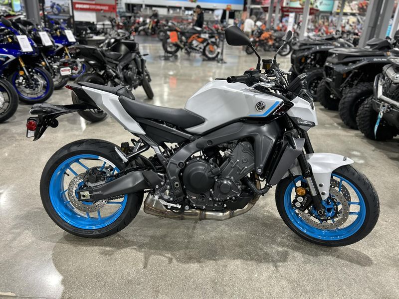 2025 Yamaha MT-09 Image 16