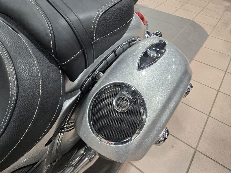 USED 2018 INDIAN MOTORCYCLE CHIEFTAIN ELITE Image 10