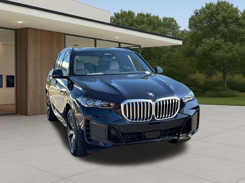 Used 2024 BMW X5 xDrive40iImage 5
