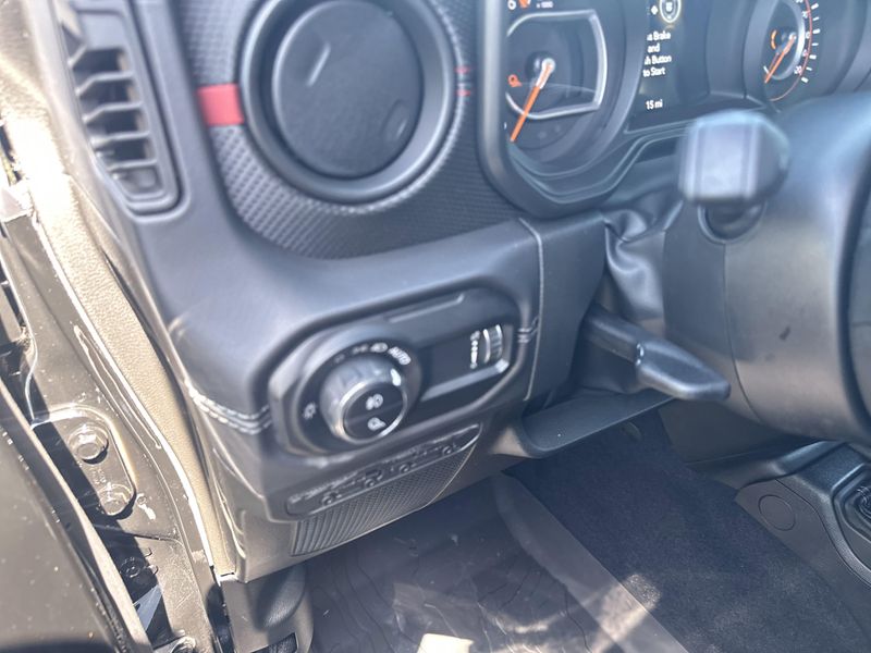 2025 Jeep Gladiator Rubicon 4x4Image 21