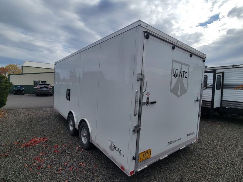 Used 2023 ALUMINUM TRAILER CO ROM 300 8.5X20 Image 4