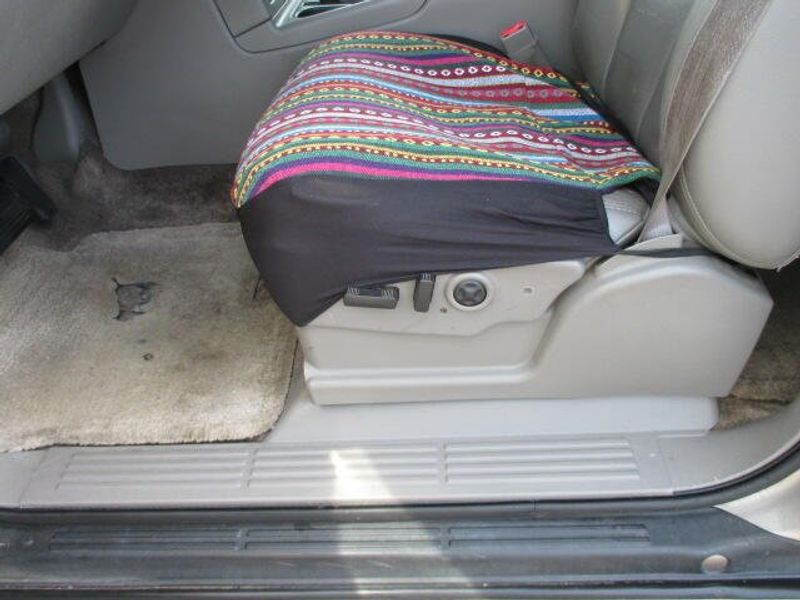 2003 Chevrolet Tahoe LTImage 16