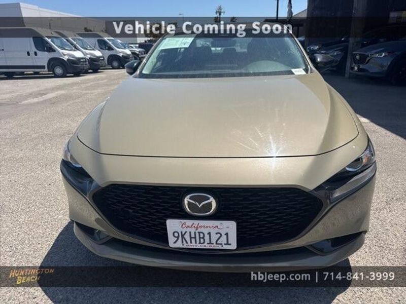 2024 Mazda Mazda3 2.5 Carbon TurboImage 2