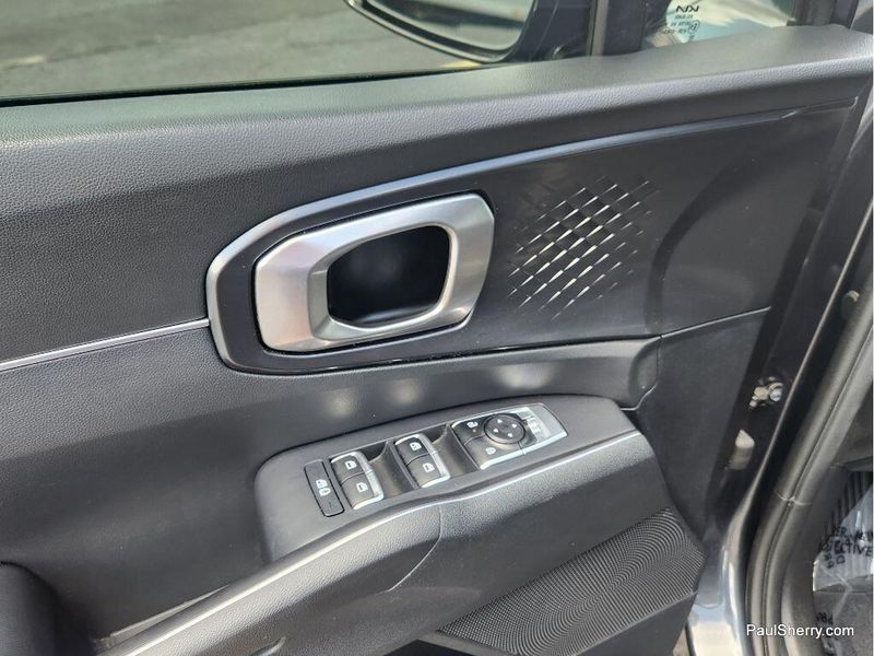 Used 2024 Kia Sorento S