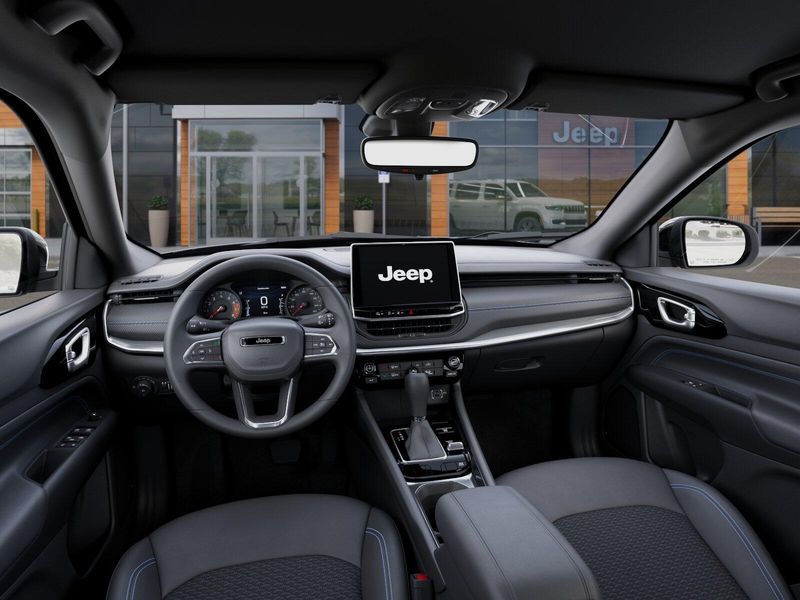 New 2026 Jeep Compass Latitude Altitude 4x4Image 14