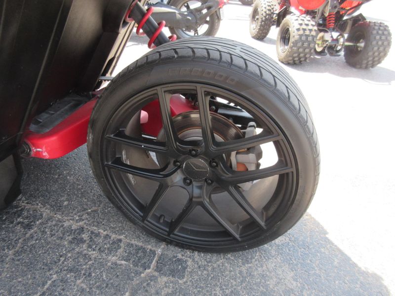USED 2016 POLARIS SLINGSHOT SL Image 16