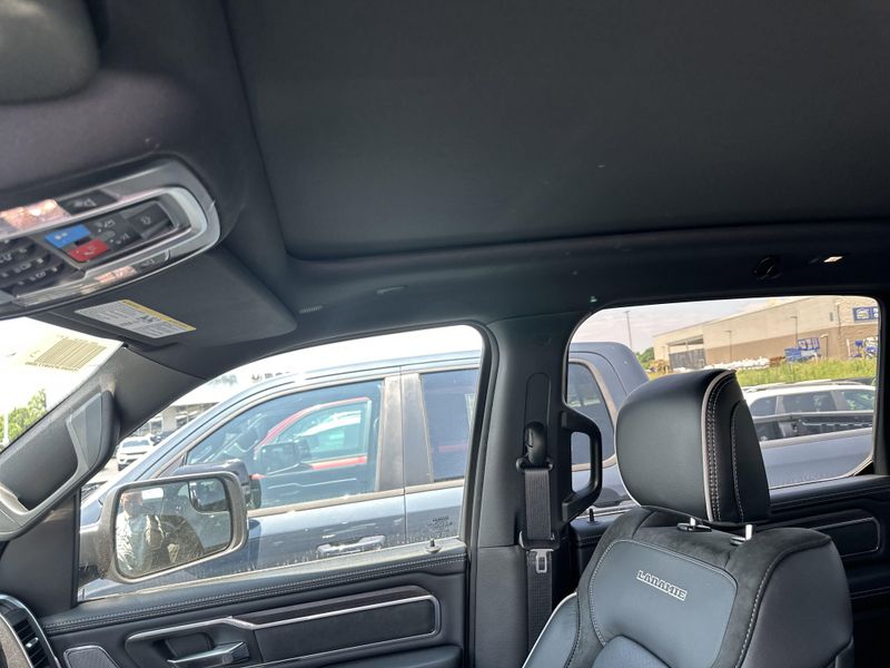 New 2025 RAM 1500 Laramie Crew Cab 4x4 5