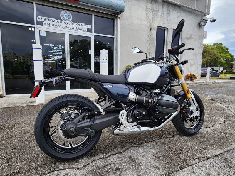 2026 BMW R 12 nineTImage 12