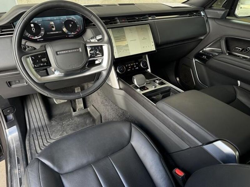 2022 Land Rover Range Rover First EditionImage 2