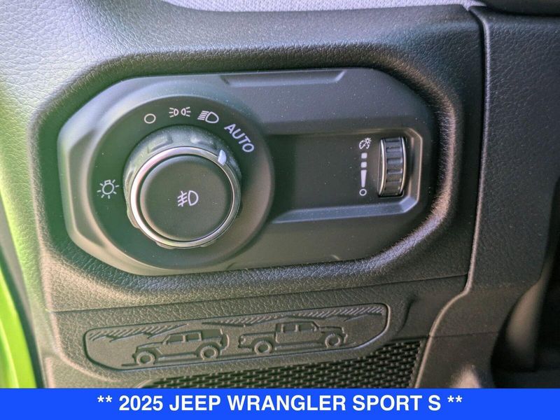2025 Jeep Wrangler Sport S photo 16