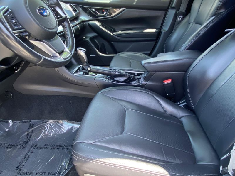 2017 Subaru Impreza LimitedImage 17
