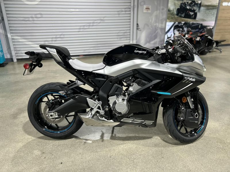 2025 CFMOTO 675SS Image 14