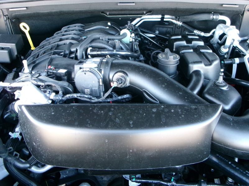 2024 Dodge Durango Gt Plus Awd in a Diamond Black Clear Coat exterior color. Lakeshore Chrysler Jeep Dodge (231) 500-5209 lakeshorechryslerjeep.com 