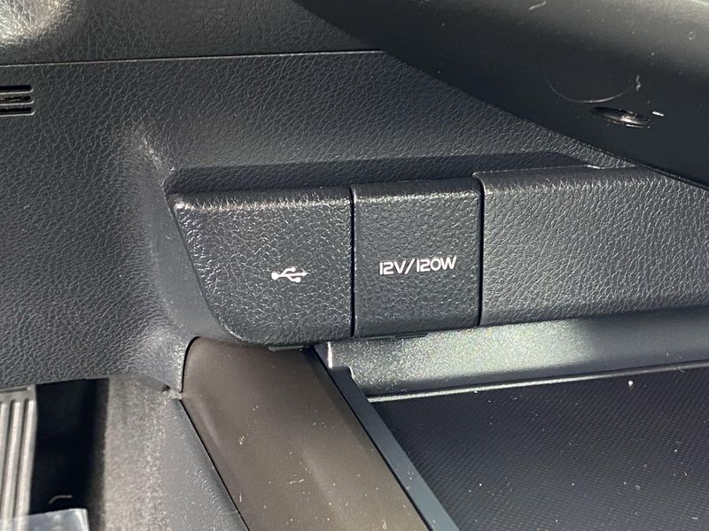 Used 2023 Toyota Camry SEImage 23