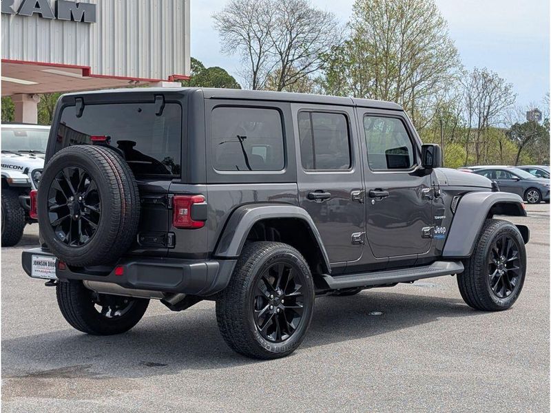 2021 Jeep Wrangler 4xE Unlimited SaharaImage 7