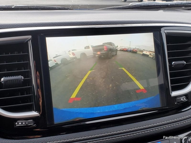 New 2026 Chrysler Pacifica Select