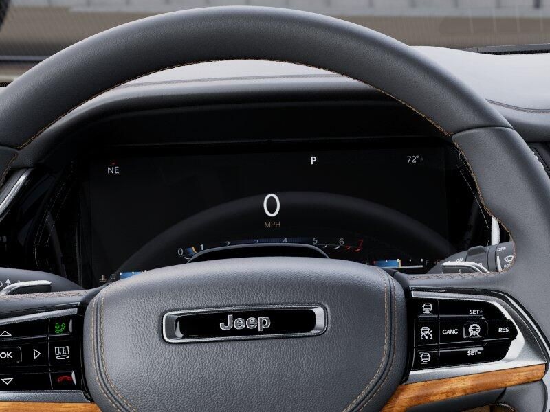 New 2026 Jeep Grand Cherokee L Summit 4x4Image 17