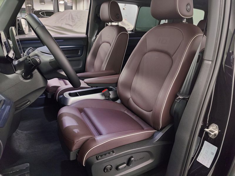 Used 2025 Volkswagen ID. Buzz Pro SImage 10