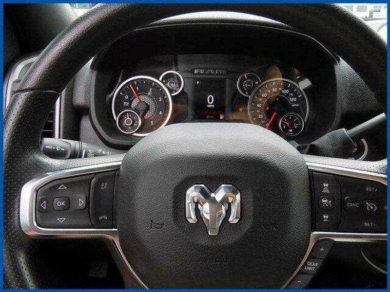 New 2025 RAM 3500 TradesmanImage 15
