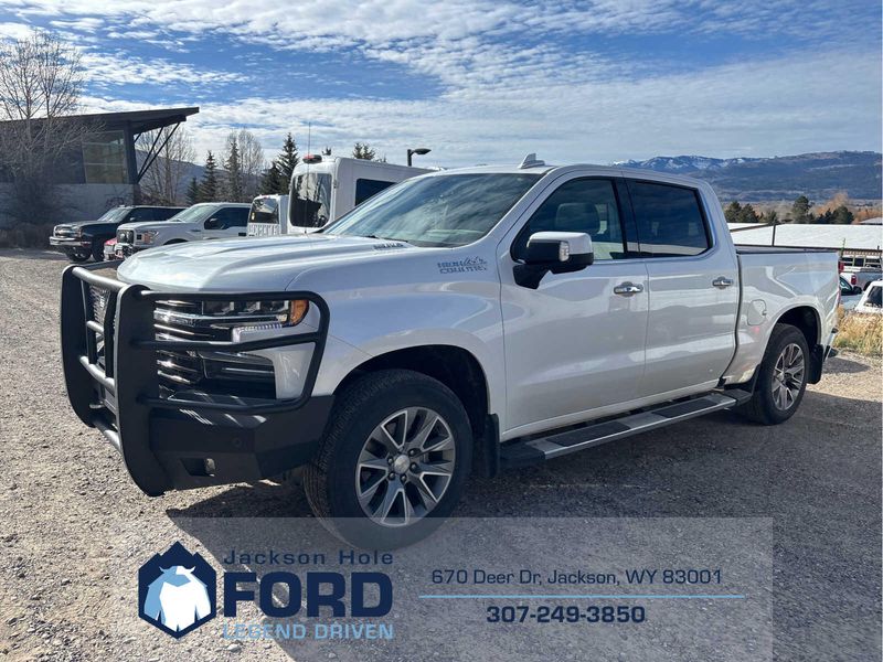 2021 Chevrolet Silverado 1500 High Country photo 3