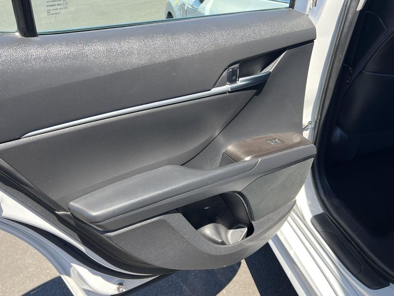 Used 2022 Toyota Camry SEImage 21