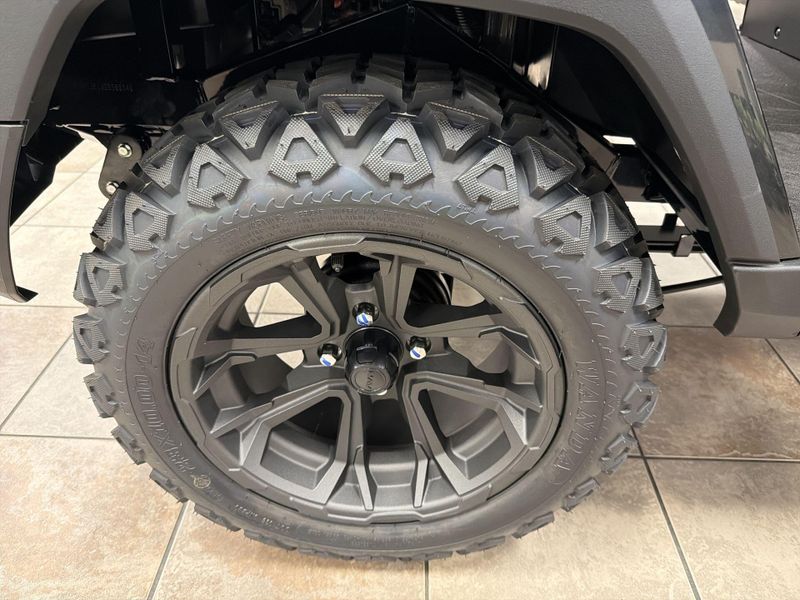 New 2025 Kawasaki NAV 4E LE Image 20