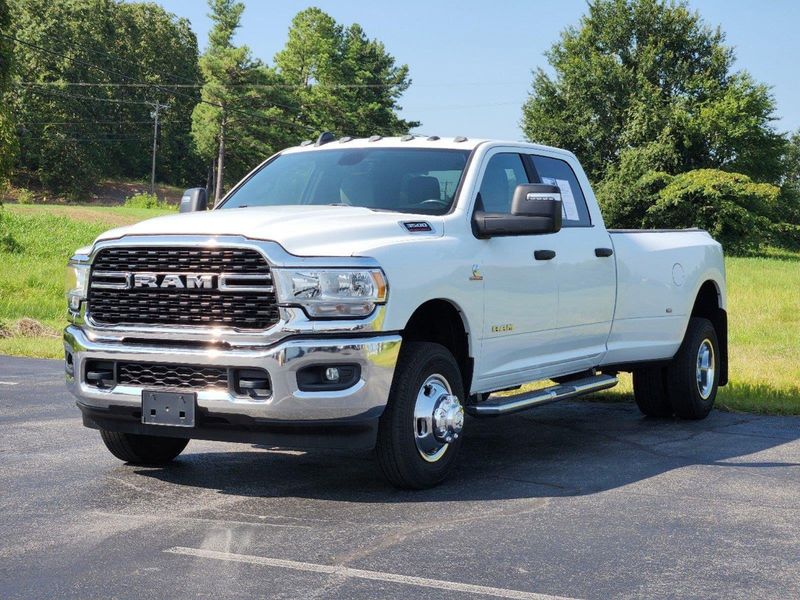 2023 RAM 3500 BIG HORNImage 2