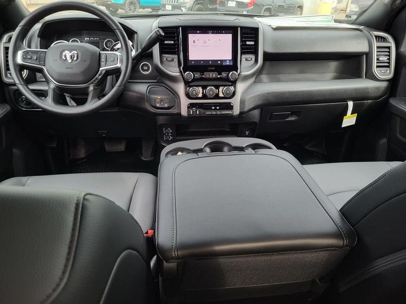2025 RAM 2500 Tradesman Crew Cab 4x4 6