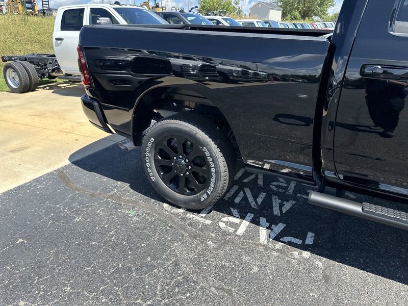 2024 RAM 3500 Laramie Crew Cab 4x4 6