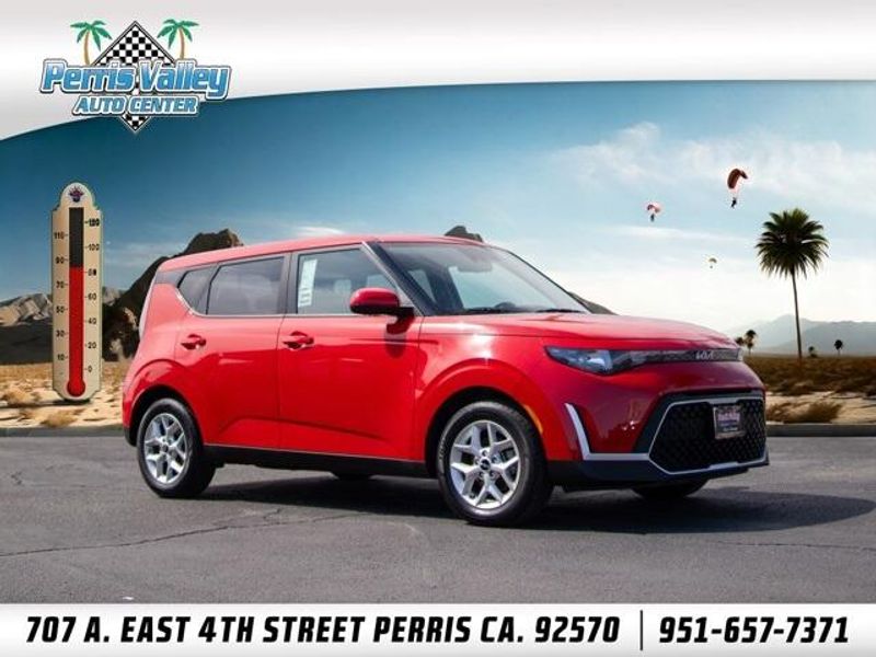 Used 2023 Kia Soul LXImage 1