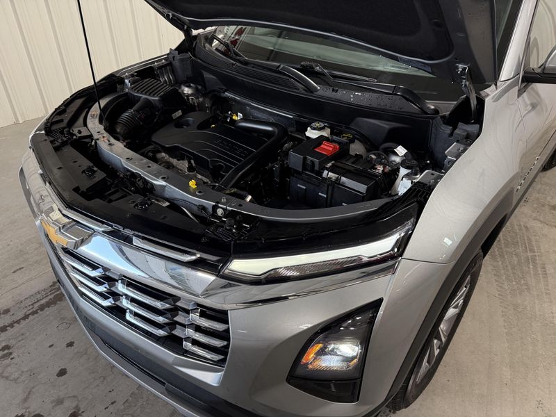 Used 2026 Chevrolet Equinox AWD LTImage 17