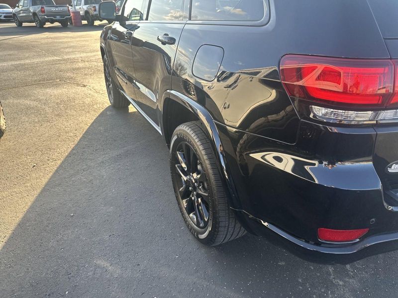 2022 Jeep Grand Cherokee WK Laredo XImage 8