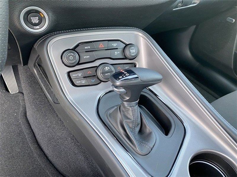 2023 Dodge Challenger SxtImage 18